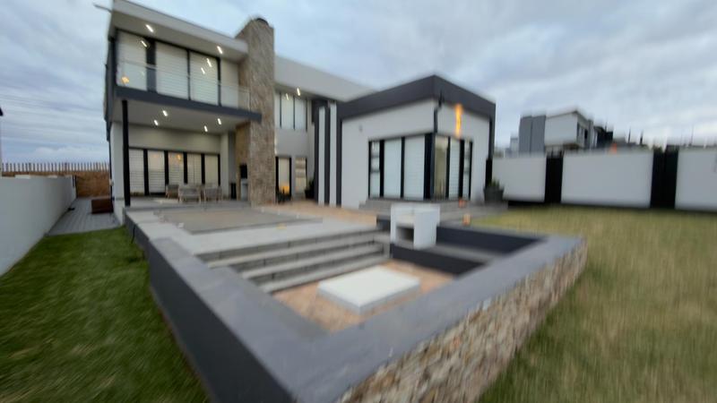 4 Bedroom Property for Sale in Midstream Heights Gauteng