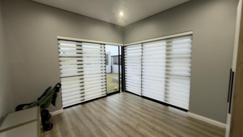 4 Bedroom Property for Sale in Midstream Heights Gauteng