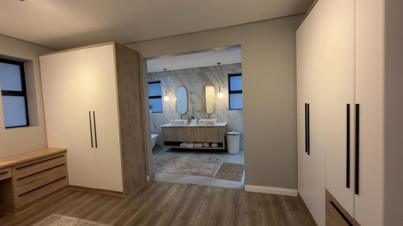 4 Bedroom Property for Sale in Midstream Heights Gauteng