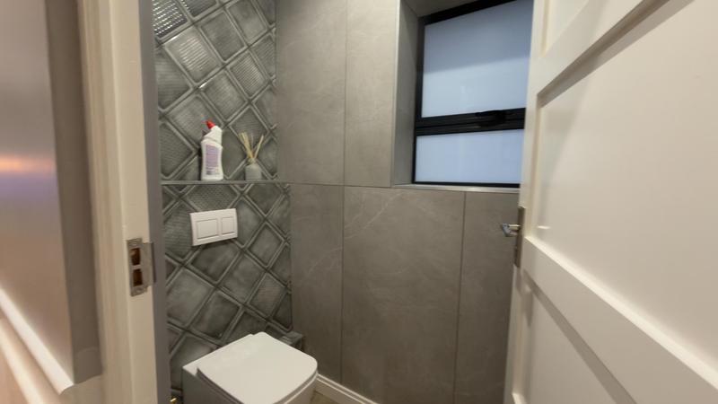 4 Bedroom Property for Sale in Midstream Heights Gauteng