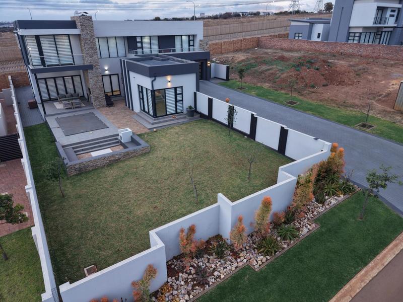 4 Bedroom Property for Sale in Midstream Heights Gauteng