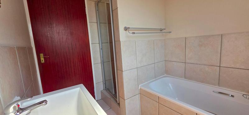 To Let 2 Bedroom Property for Rent in Willowbrook Gauteng