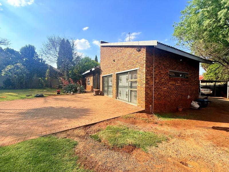 3 Bedroom Property for Sale in Vanderbijlpark SE 4 Gauteng