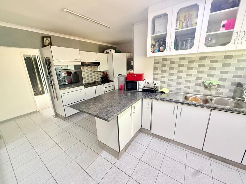 3 Bedroom Property for Sale in Vanderbijlpark SE 4 Gauteng
