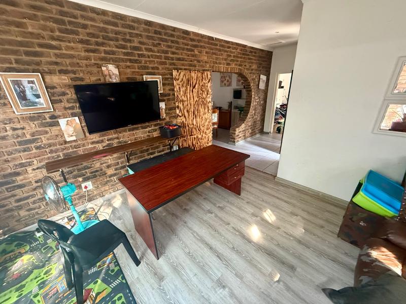 3 Bedroom Property for Sale in Vanderbijlpark SE 4 Gauteng