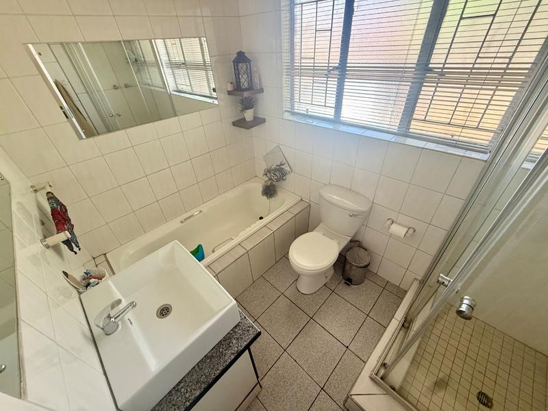 3 Bedroom Property for Sale in Vanderbijlpark SE 4 Gauteng