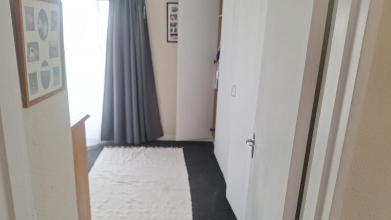 To Let 2 Bedroom Property for Rent in Fairland Gauteng