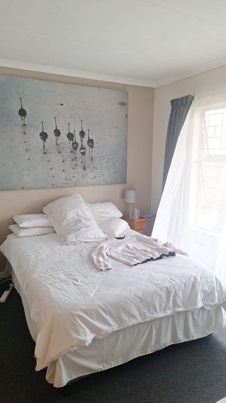 To Let 2 Bedroom Property for Rent in Fairland Gauteng