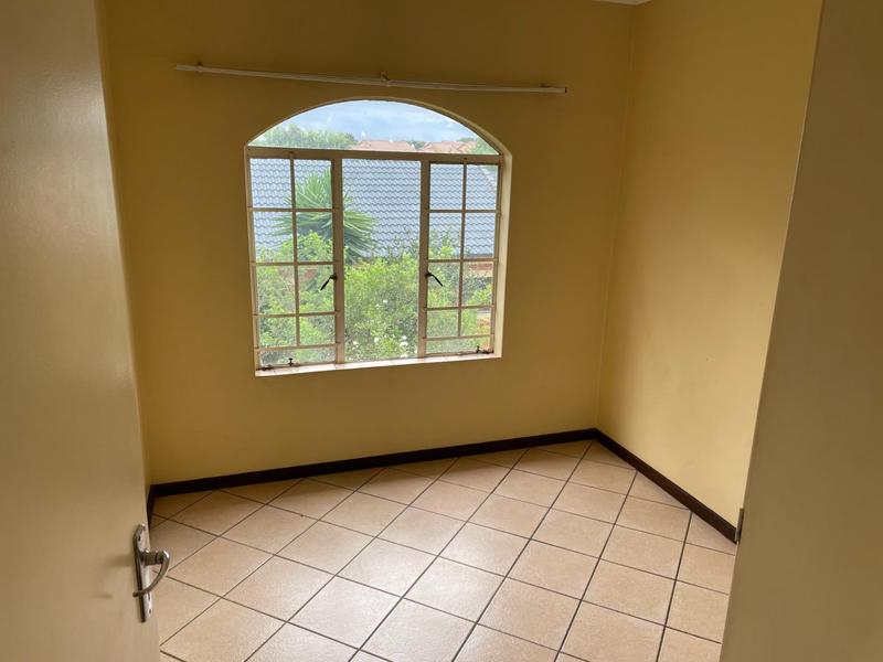 To Let 2 Bedroom Property for Rent in Mooikloof Ridge Gauteng