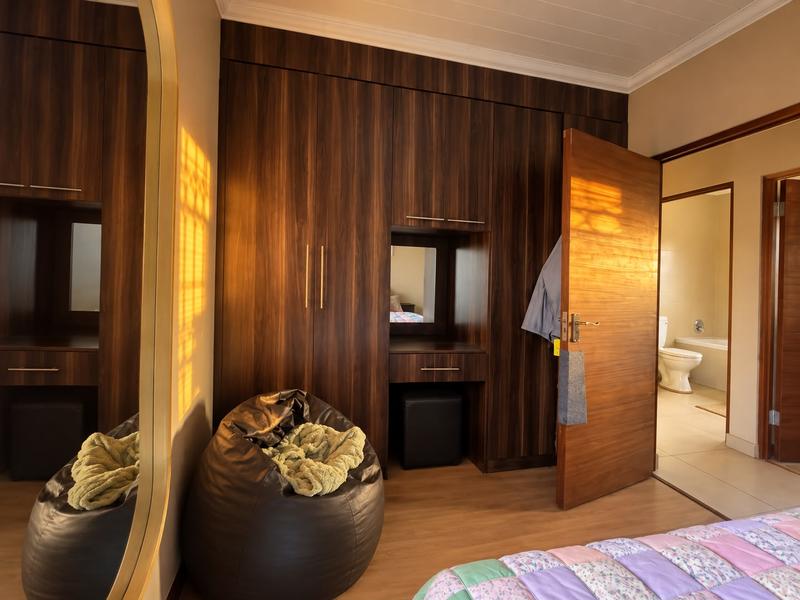2 Bedroom Property for Sale in Villieria Gauteng
