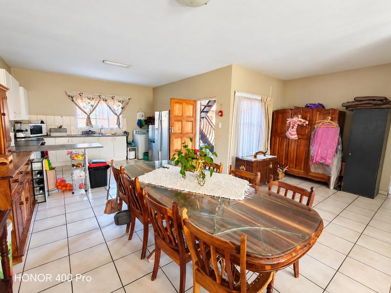 To Let 3 Bedroom Property for Rent in Strubenvale Gauteng