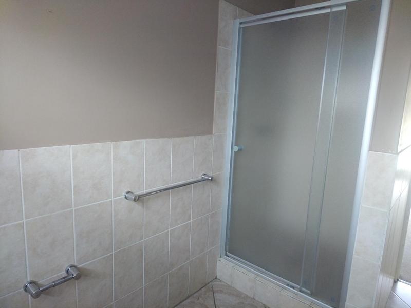 To Let 3 Bedroom Property for Rent in Randfontein Gauteng