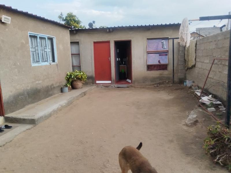8 Bedroom Property for Sale in Olievenhoutbosch Gauteng