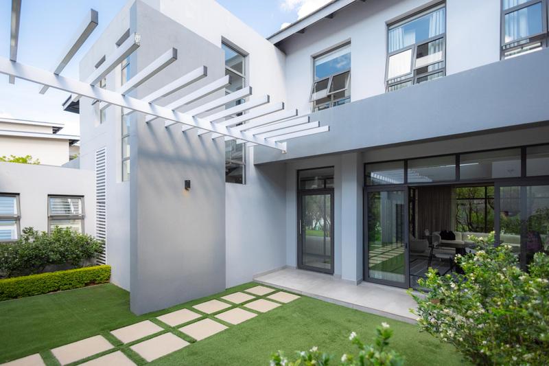 To Let 4 Bedroom Property for Rent in Steyn City Gauteng