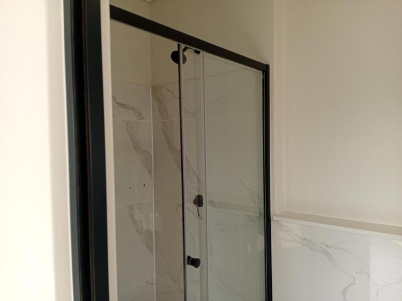 To Let 2 Bedroom Property for Rent in Waterfall Gauteng
