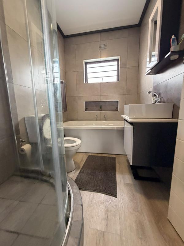 To Let 2 Bedroom Property for Rent in Montana Gauteng