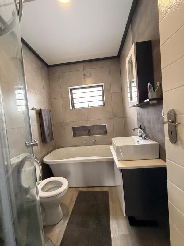 To Let 2 Bedroom Property for Rent in Montana Gauteng