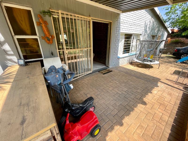 3 Bedroom Property for Sale in Kenmare Gauteng