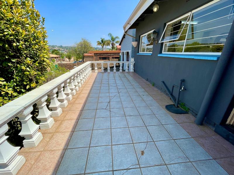 3 Bedroom Property for Sale in Kenmare Gauteng