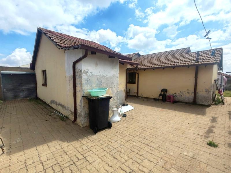3 Bedroom Property for Sale in Kagiso Gauteng