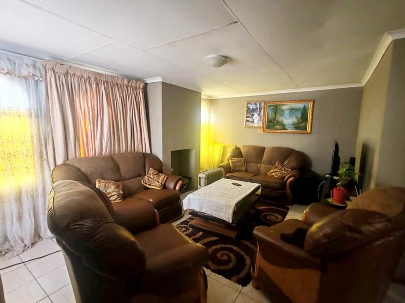 3 Bedroom Property for Sale in Kagiso Gauteng