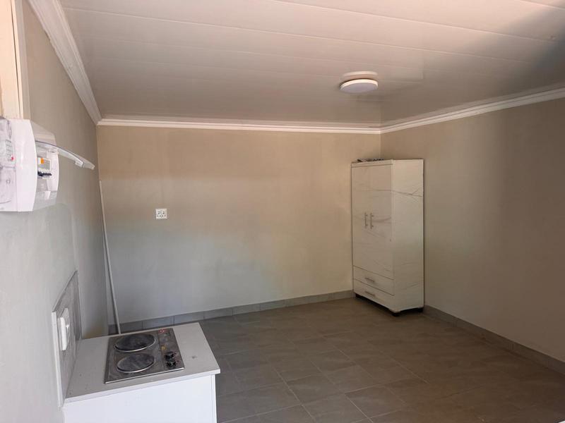 To Let 1 Bedroom Property for Rent in Wychwood Gauteng