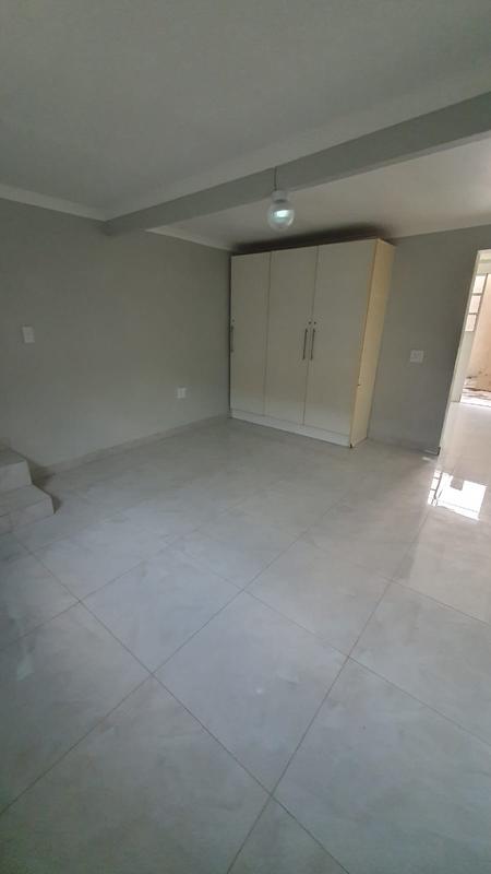 To Let 1 Bedroom Property for Rent in Kensington Gauteng