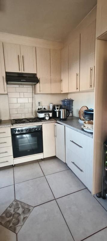 4 Bedroom Property for Sale in Elandspoort Gauteng