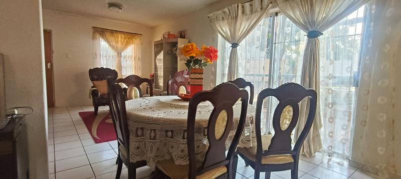 4 Bedroom Property for Sale in Elandspoort Gauteng