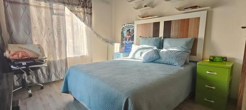 4 Bedroom Property for Sale in Elandspoort Gauteng