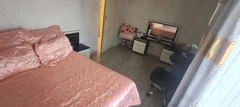 4 Bedroom Property for Sale in Elandspoort Gauteng