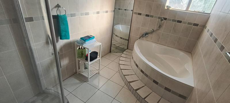 4 Bedroom Property for Sale in Elandspoort Gauteng