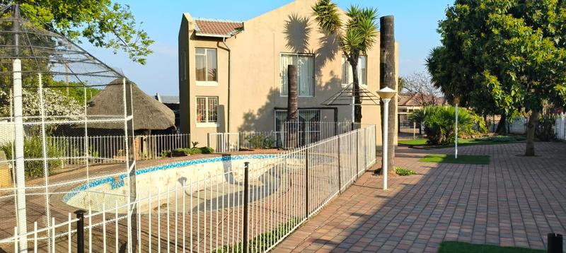 4 Bedroom Property for Sale in Elandspoort Gauteng