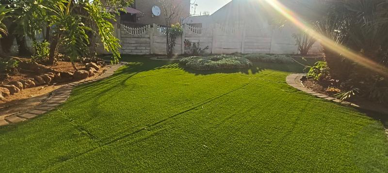 4 Bedroom Property for Sale in Elandspoort Gauteng