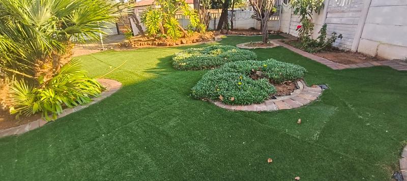 4 Bedroom Property for Sale in Elandspoort Gauteng