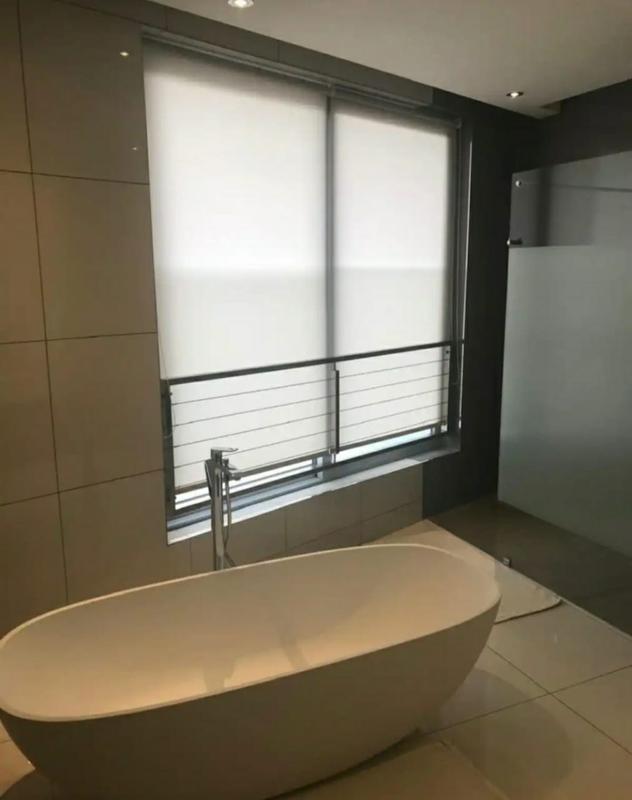 To Let 2 Bedroom Property for Rent in Sandown Gauteng