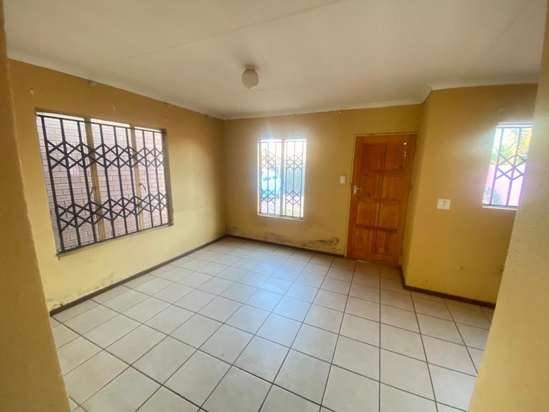 3 Bedroom Property for Sale in Protea Glen Gauteng