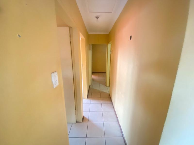 3 Bedroom Property for Sale in Protea Glen Gauteng