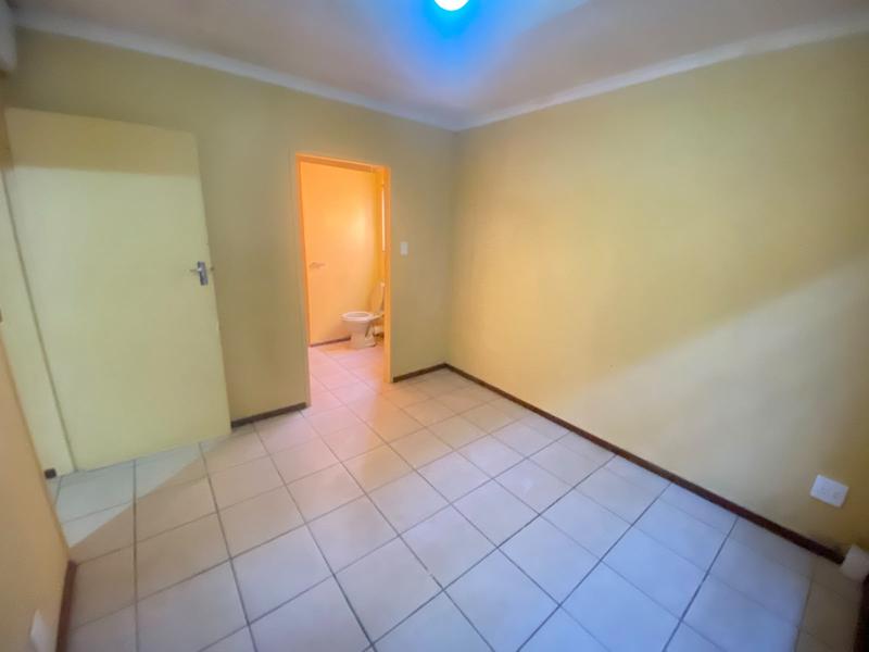3 Bedroom Property for Sale in Protea Glen Gauteng