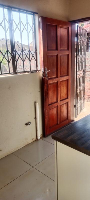To Let 2 Bedroom Property for Rent in Dawn Park Gauteng