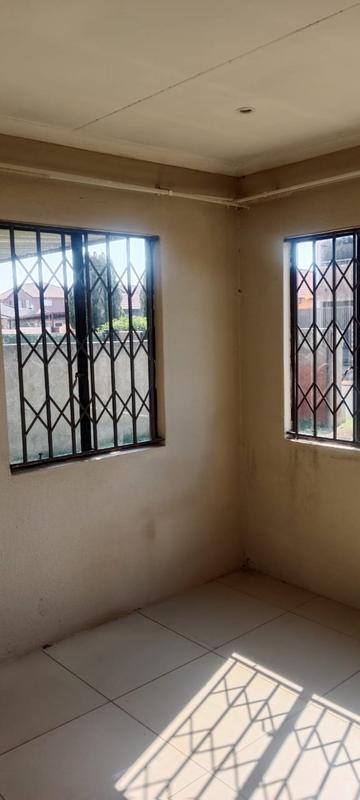 To Let 2 Bedroom Property for Rent in Dawn Park Gauteng