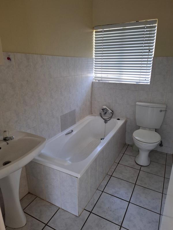 To Let 2 Bedroom Property for Rent in Moreleta Park Gauteng