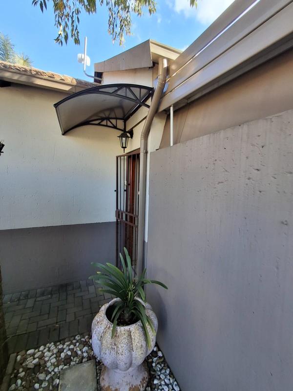 2 Bedroom Property for Sale in Thatchfield Gauteng