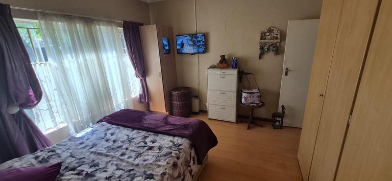 2 Bedroom Property for Sale in Thatchfield Gauteng