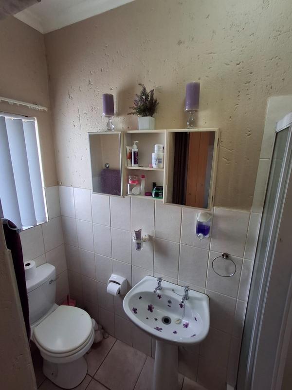 2 Bedroom Property for Sale in Thatchfield Gauteng