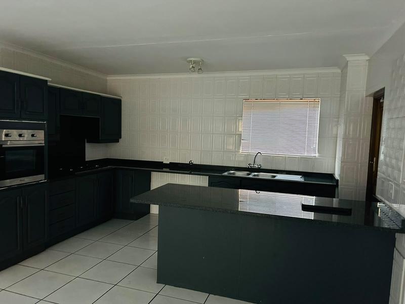 2 Bedroom Property for Sale in Vanderbijlpark SW 5 Gauteng