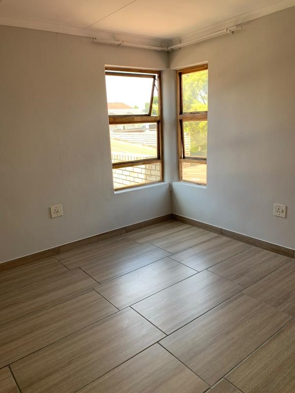 2 Bedroom Property for Sale in Vanderbijlpark SW 5 Gauteng
