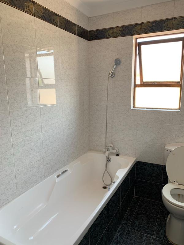 2 Bedroom Property for Sale in Vanderbijlpark SW 5 Gauteng