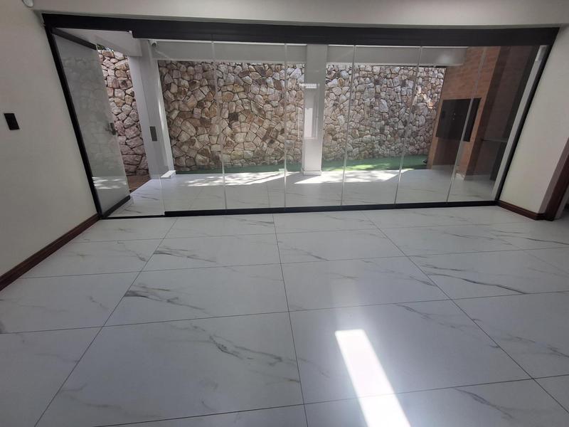 To Let 4 Bedroom Property for Rent in Linden Gauteng