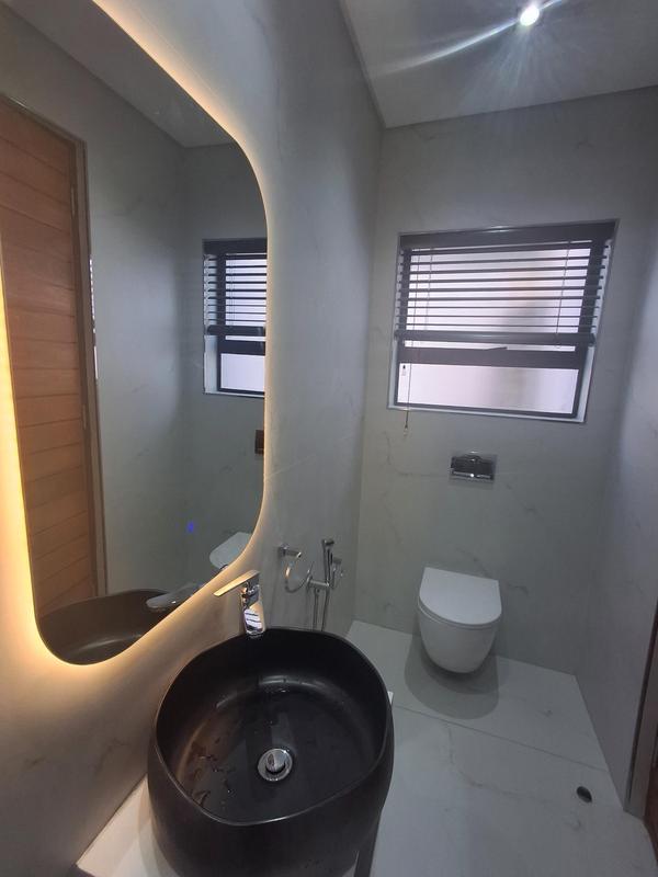 To Let 4 Bedroom Property for Rent in Linden Gauteng
